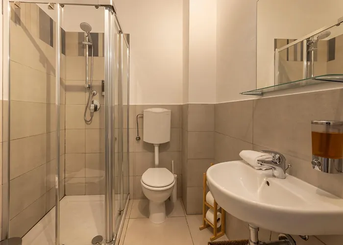 Frühstückspension Travel 3*